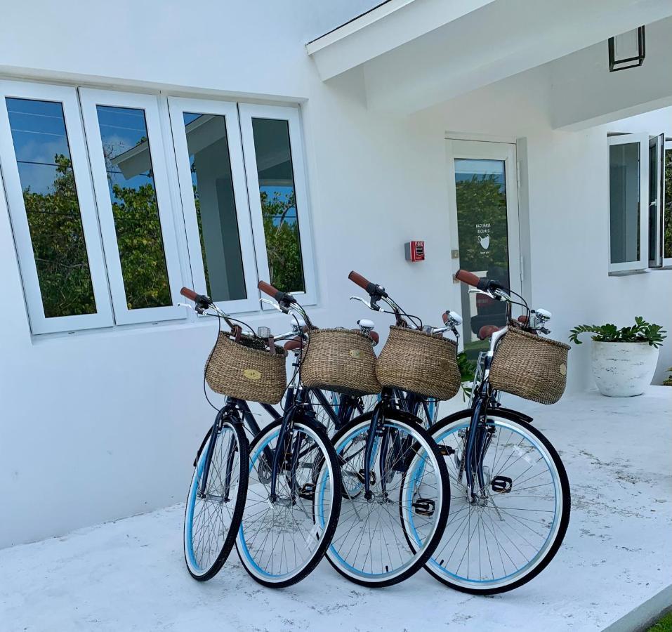 Отель The Cay House Mangrove Cay Экстерьер фото