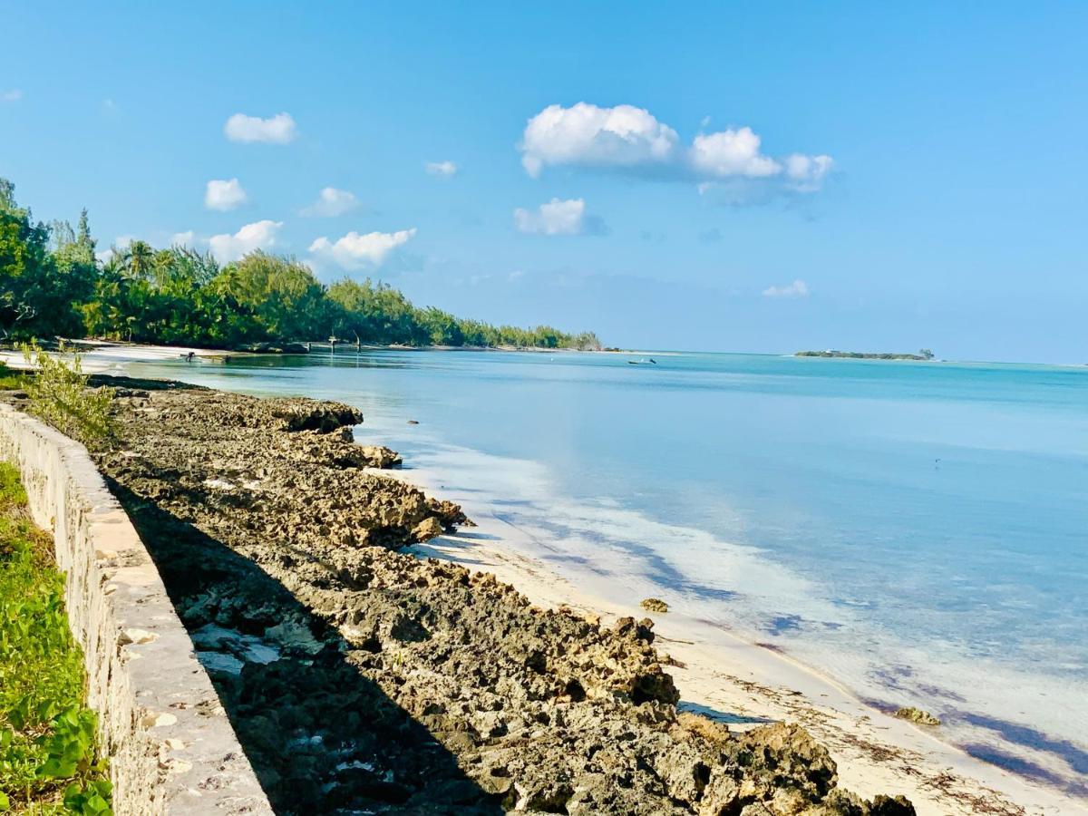 Отель The Cay House Mangrove Cay Экстерьер фото
